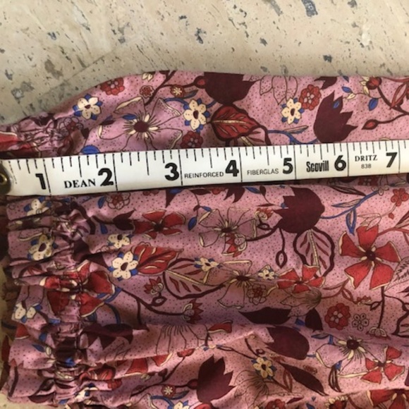 Women's Free Assembly Rose Floral Print Top / Blouse Size L - Picture 10 of 16